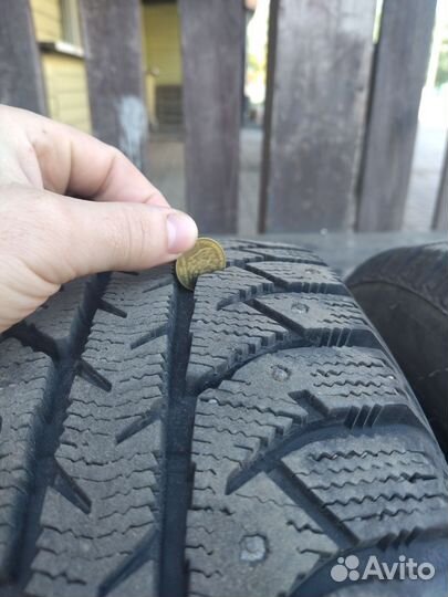 Bridgestone Ice Cruiser 7000S 185/60 R14