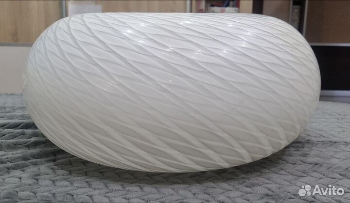 Люстра с креплениями на 3 лампы