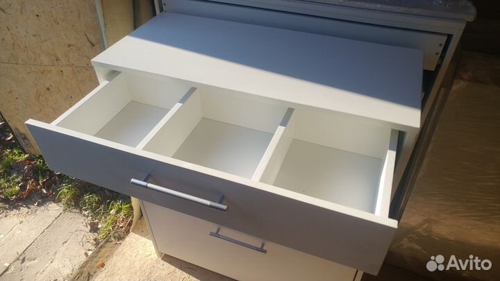 Продам обувницу