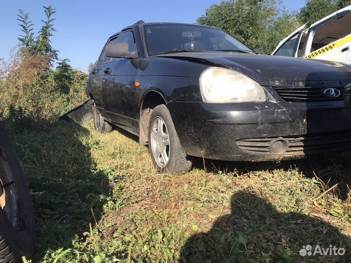 LADA priora разбор по запчастям