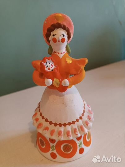 Дымковская игрушка (1979, женщина с ребёнком)