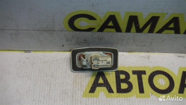 Фонарь подсветки номера Toyota Corolla (E120) 200