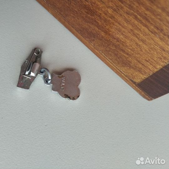 Значок боксерские перчатки СССР