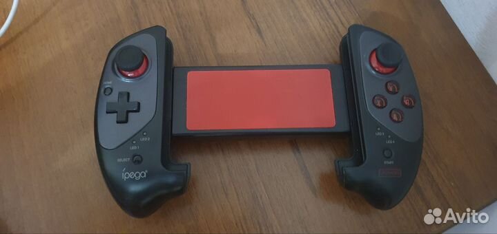 Геймпад для телефона