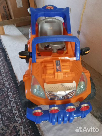 Электромобиль детский