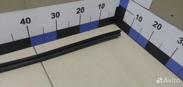 Уплотнитель капота Fusion 2002-2012