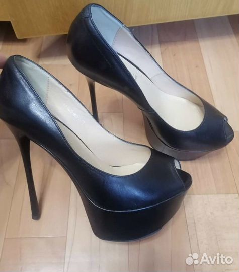 Женские туфли 39размер натуральная кожа
