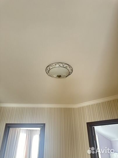 Светильник потолочный