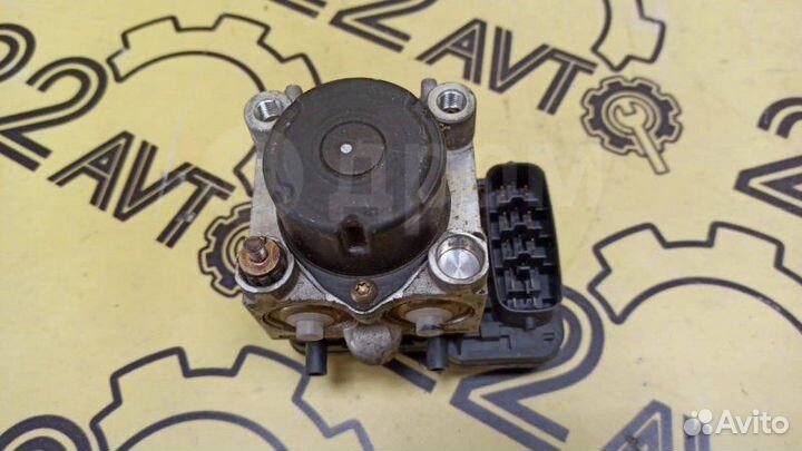 Блок ABS Toyota Vista AZV50 1azfse 2001