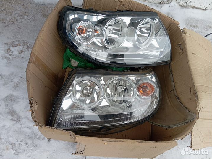 Фары для УАЗ Патриот