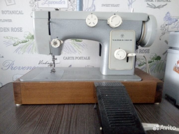 Продам швейную машинку