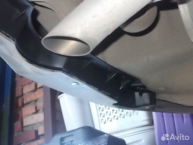 Накладка заднего бампера Приора 2 Хэтчбек 21724