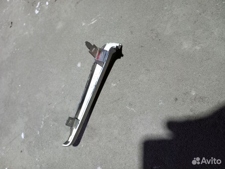 Накладка решетки радиатора Toyota Highlander