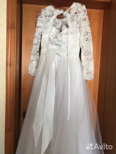 Свадебное платье