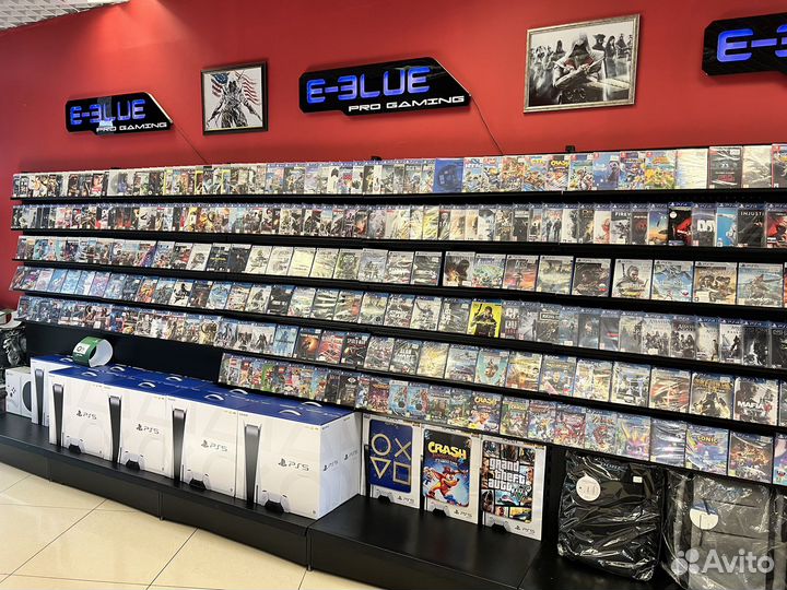 Sony PlayStation 5 с дисководом (CFI-1200)