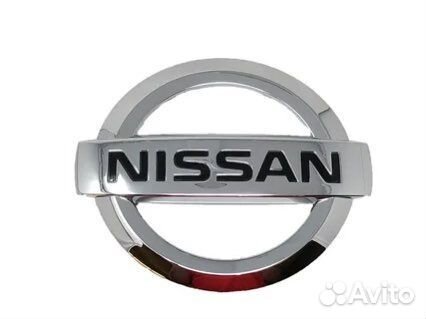 Эмблема nissan на багажник