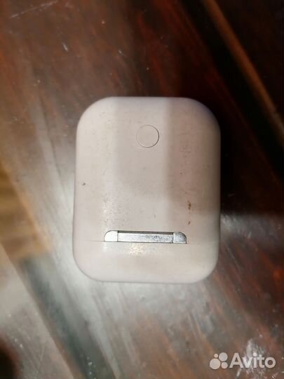 Беспроводные наушники apple airpods