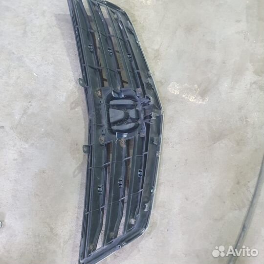 Решетка радиатора honda accord 8