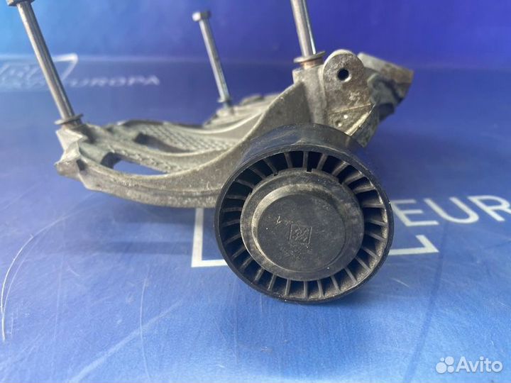 Кронштейн компрессора кондиционера Bmw X5 F15