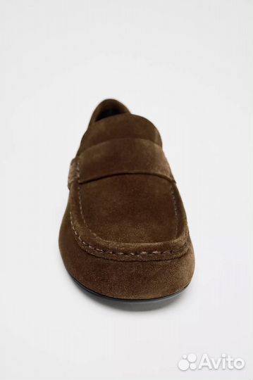 Лоферы из натуральной замши Zara