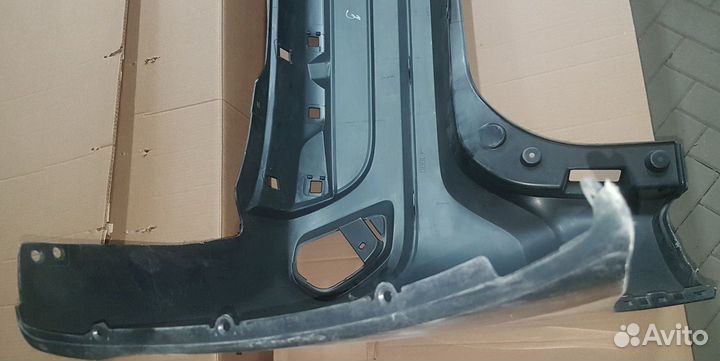 Бампер новый задний Outlander 2015-2018 6410C994