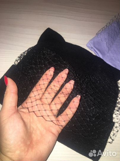 Брендовая шапка от Lilia Fisher