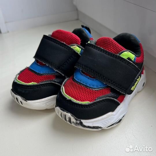 Кроссовки детские 20 размер