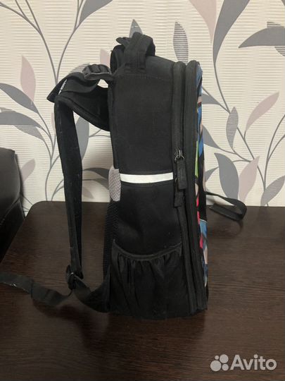 Рюкзак школьный