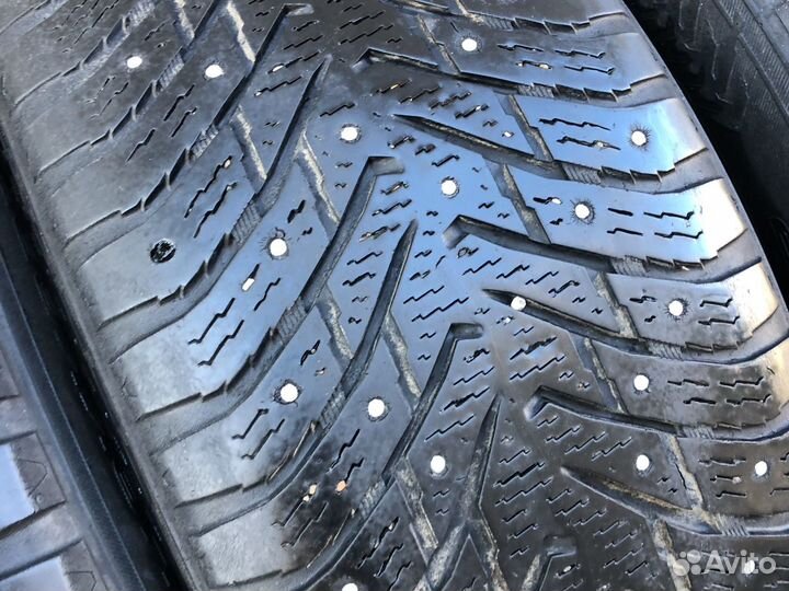 Nokian Tyres Hakkapeliitta SUV 235/60 R17 106T