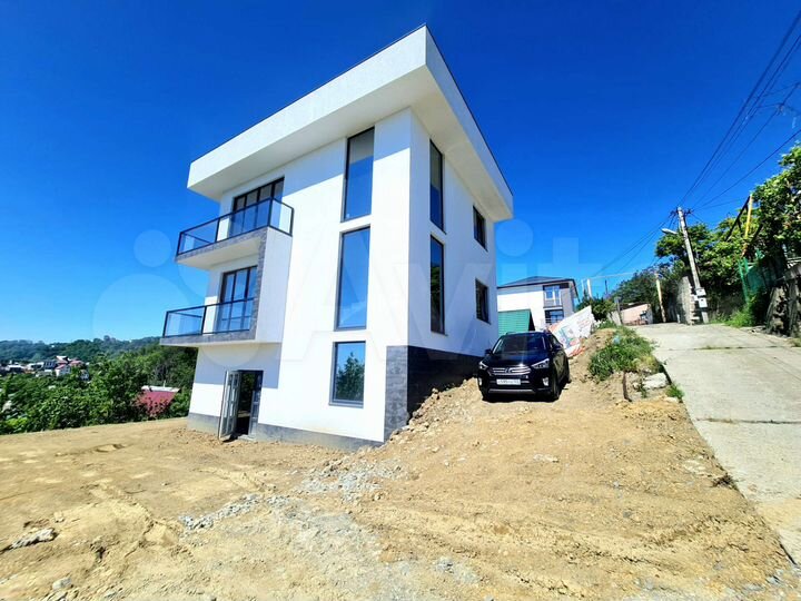 Дом 216 м² на участке 5 сот.