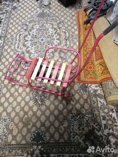 Детские санки с ручкой