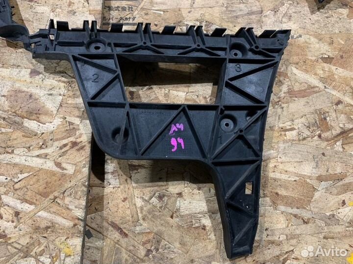 Кронштейн бампера задний правый Audi A4 B8