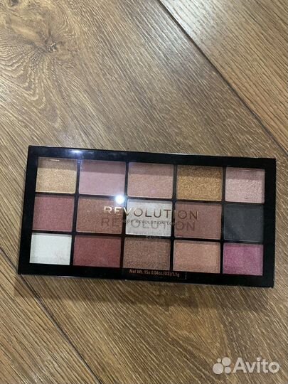 Палетка теней Revolution Reloaded (оригинал )