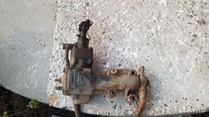 Рулевой редуктор волга с гур