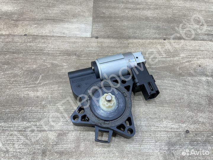 Моторчик стеклоподъемника левый Mazda 2 3 5 6 CX-7