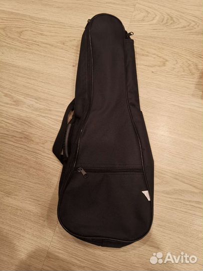 Гитара укулеле