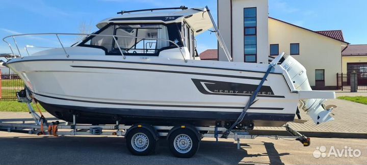 Катер Jeanneau Merry Fisher 795