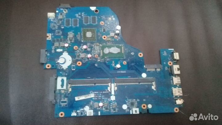 Материнская плата LA-B991p i5-5200u