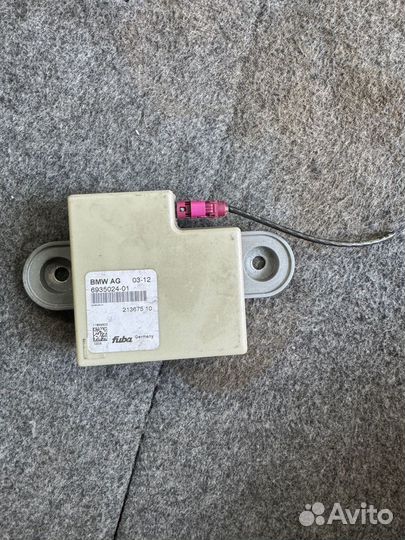Антенна BMW E90/E91 бмв 6935024