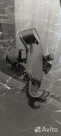 Автомобильный держатель для телефона в дефлектор