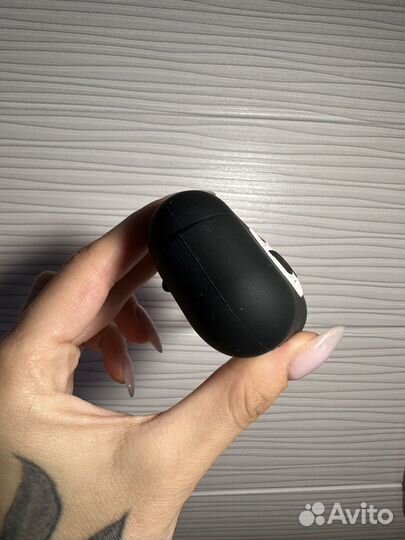 Чехол для airpods pro Karl Lagerfeld