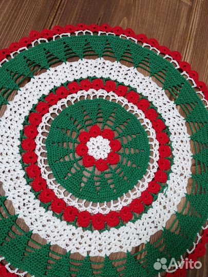 Ажурная новогодняя салфетка