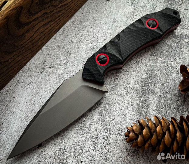 Нож туристический