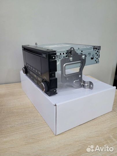 Штатная магнитола на Mitsubishi Outlander III