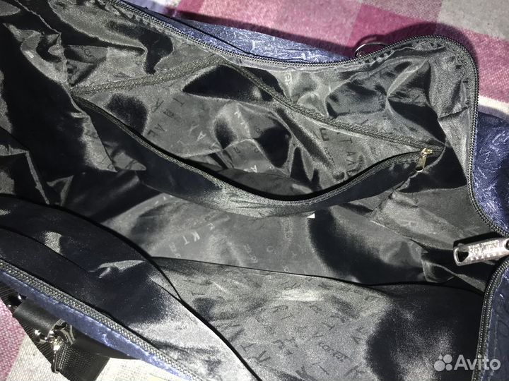 Фирменный дорожный саквояж