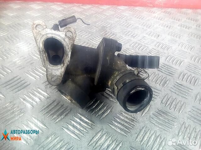 Корпус термостата Mitsubishi Space Wagon MD355727