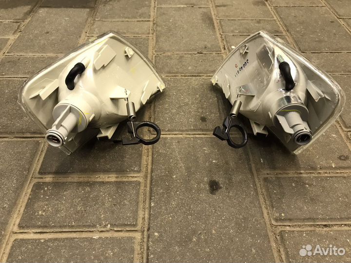 Поворотники прозрачные Фольксваген Пассат Б5