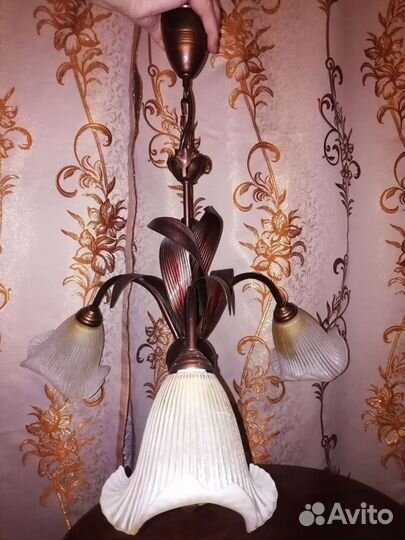 Люстра в отличном состоянии