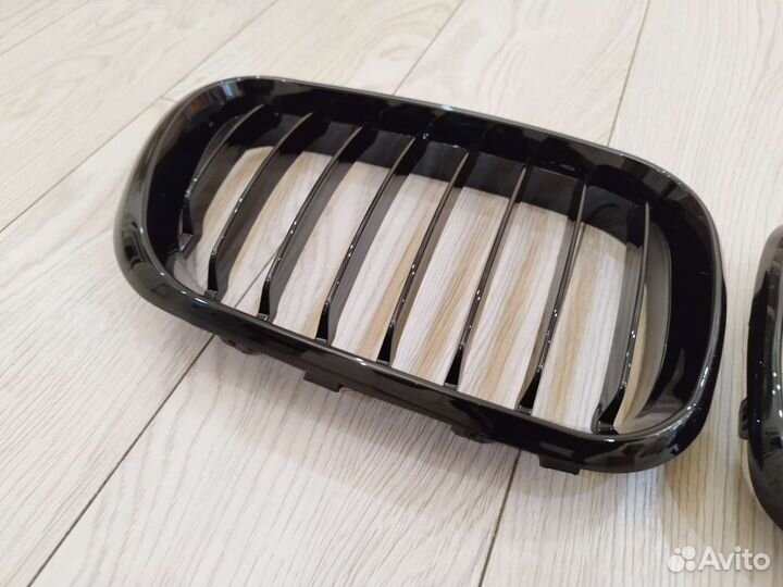 BMW x5 e53 решётка радиатора черный глянец