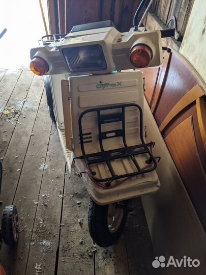 Трёхколёсный скутер Honda gyro